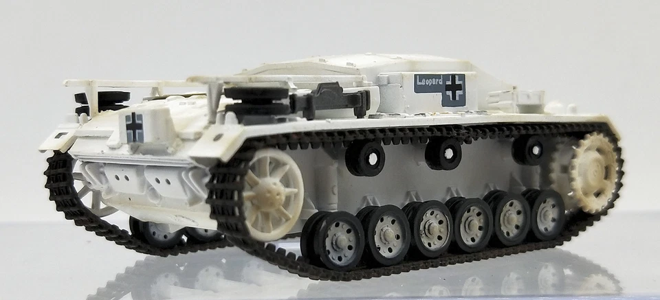 WWII Sturmgeschutz-Abteilung Winter 1/72 tank easy model finished non diecast - Image 3 of 4