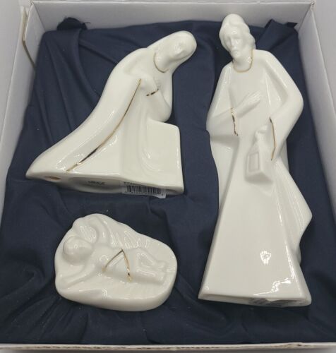 Mikasa Holy Night Nativity Gilt Porcelain Christmas 3 Piece Set in Box - Picture 1 of 5
