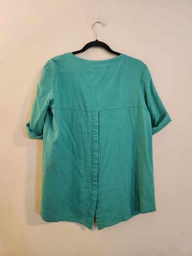 Ellen Tracy Size Small Green Linen Blend Roll Tab Sleeve Gold Tassel 1/4 Zip Top - Picture 3 of 7