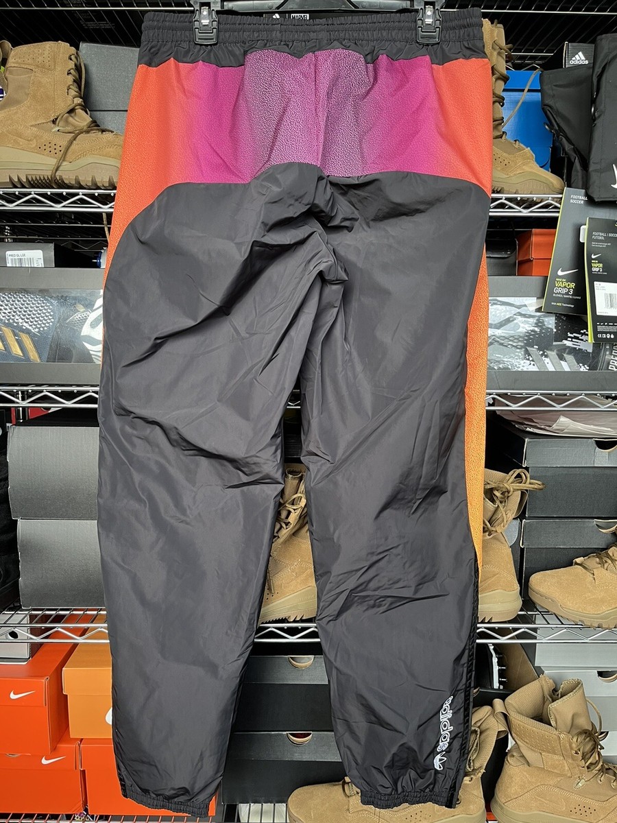 Adidas Originals Sport Spray Woven Trackpants SIZE M GN2462 (MSRP