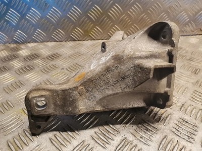 BMW E82 1 Coupe Motorhalter Rechts Unten 6781916 Original OEM