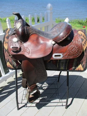 15'' CIRCLE Y EQUITATION WESTERN SHOW SADDLE FQH BARS - Image 1 of 4
