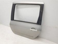 Porte arrière et accessoires Peugeot 104