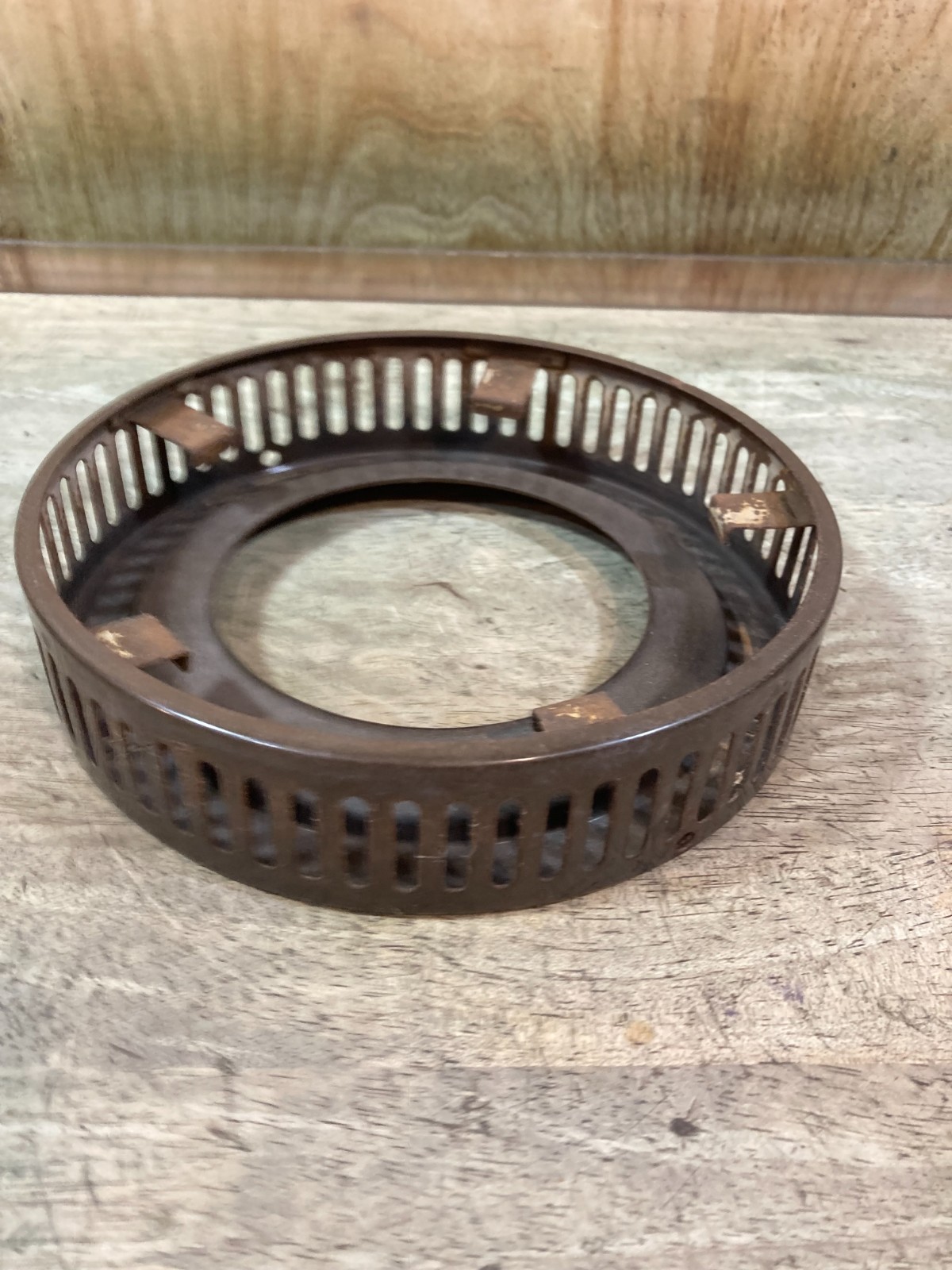 Kerosun Moonlighter Omni 15 Heater - Chimney Top - Surface Rust, Discoloration