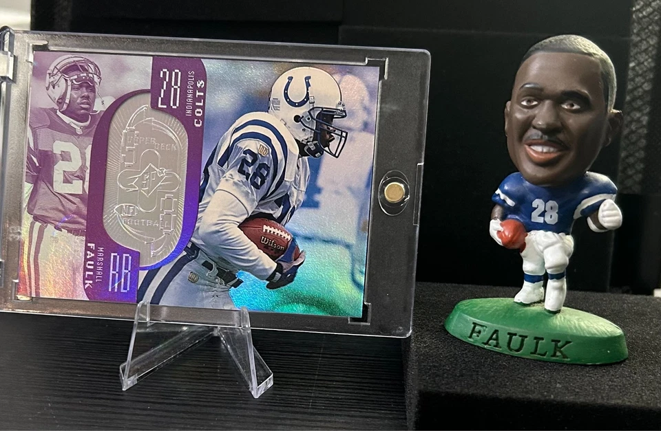Marshall Faulk Vintage Colts RB Trio - Figura + 2 tarjetas numeradas en serie Foto 2 de 4