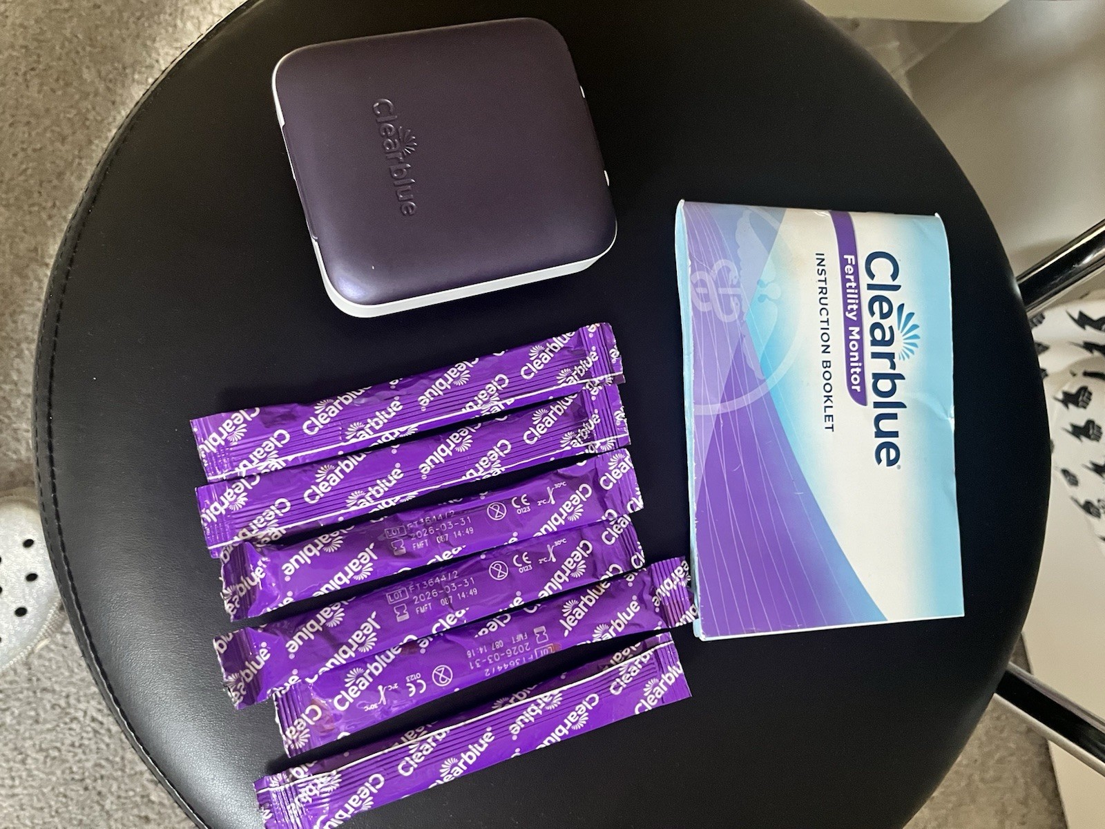 Clearblue Fertility Monitor, 1 Touch-Screen Monitor With 6 Test Strips No Box