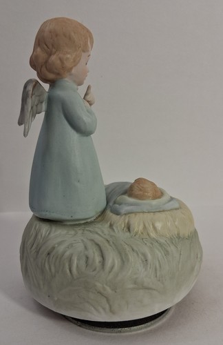 Away In The Manger Twirling Music Box 1950s Angel With Baby Jesus Nativity Roman - Picture 3 of 7