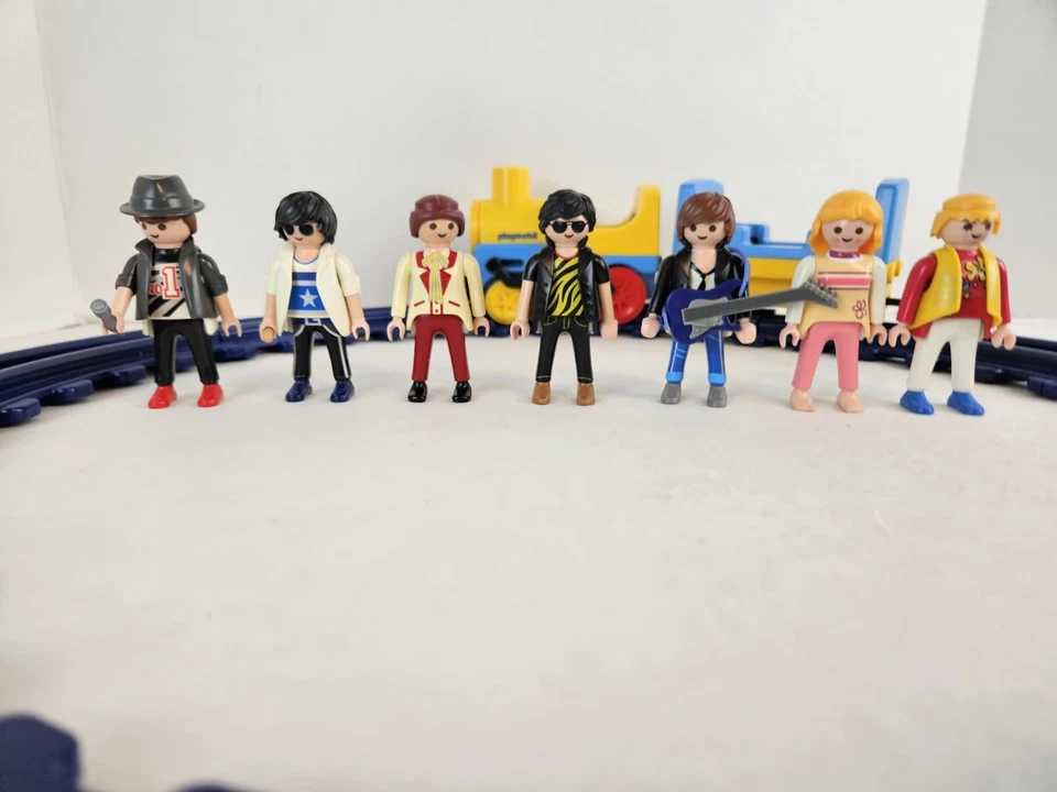 Playmobil Push and Pull Train Set Rock Band Player Singer Lot - Image 3 of 4