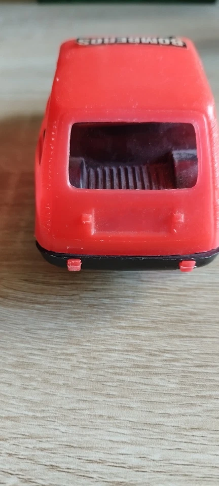 Renault 5 Plastique 15cm /1/24 Env - Photo 4/4