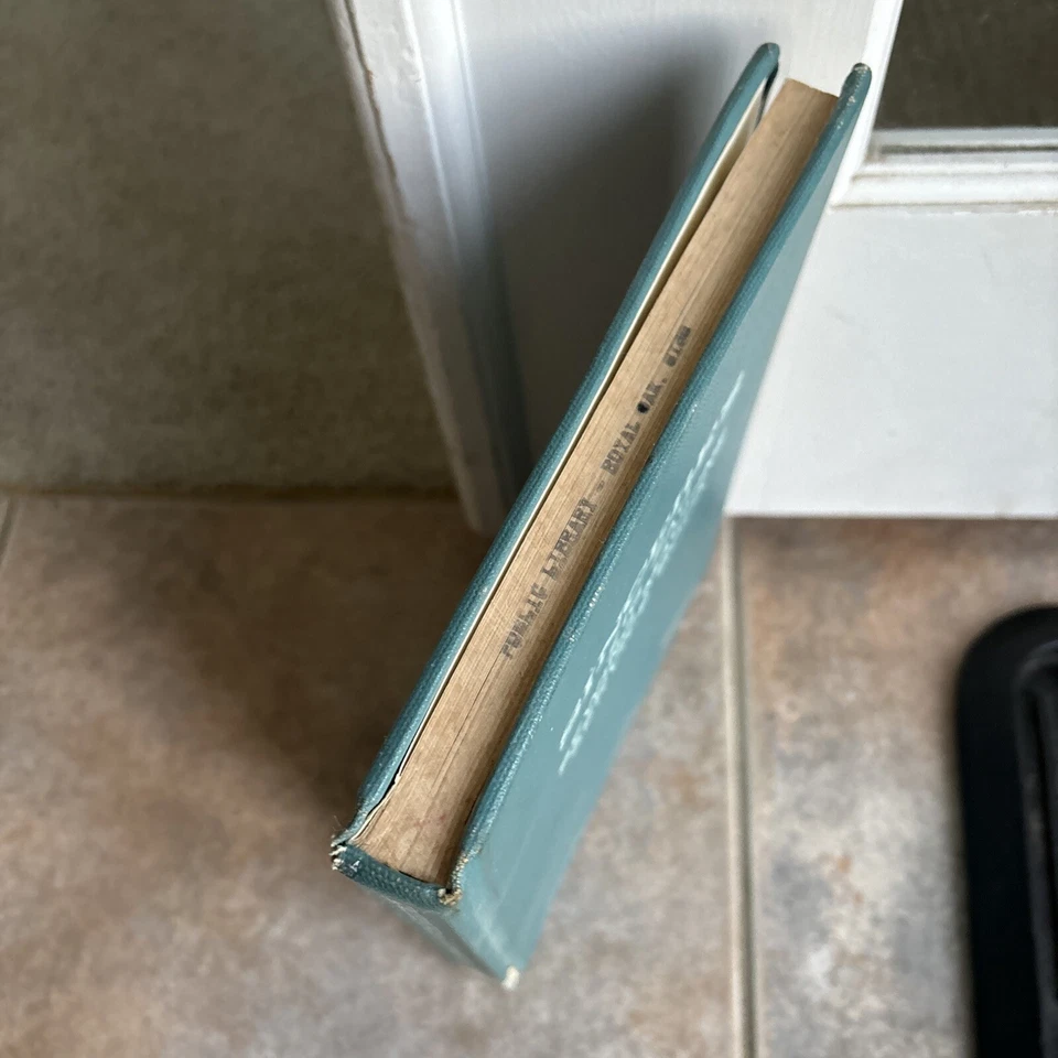 Sincere's Sewing Machine Service Book 2nd Ed 1st Print 1970 by Ewers and Baylor - Image 2 of 4