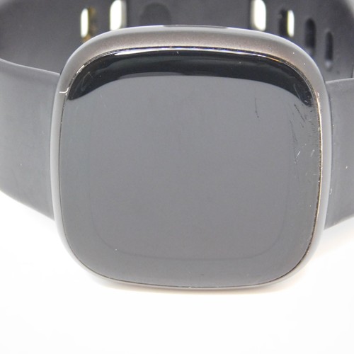 Fitbit FB 511 LB Black Tone Heart Rate Fitness Tracker Watch Untested - Picture 2 of 9