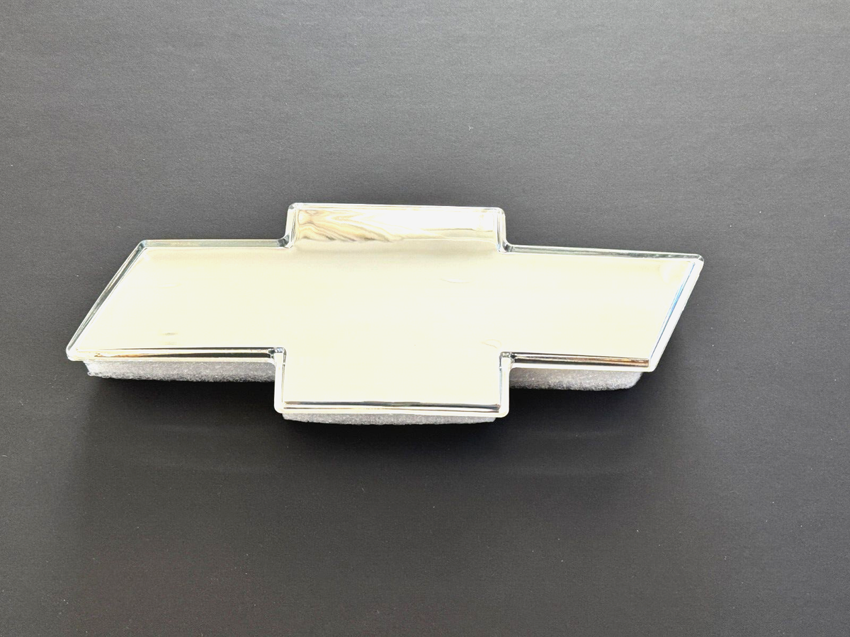 01-06 Chevy Tahoe Suburban Front Billet Bowtie Grille Emblem W/ Border - Black E - Foto 8