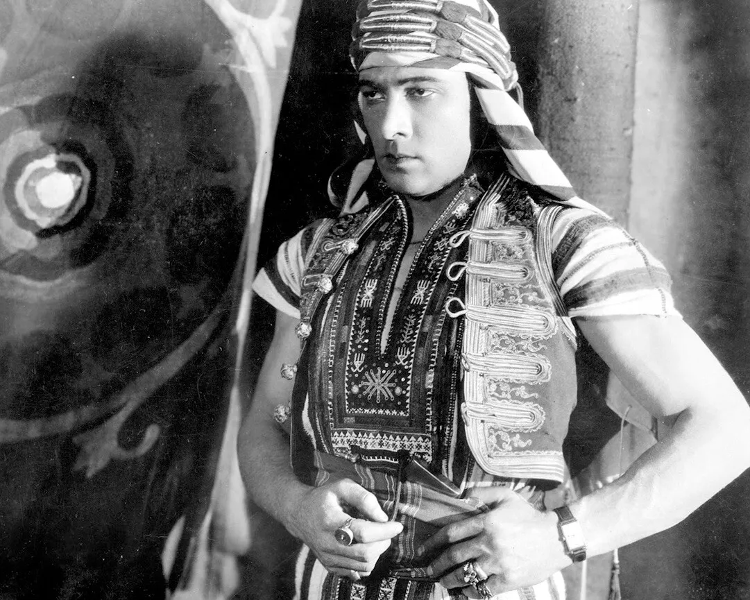 Rudolph valentino watch sales