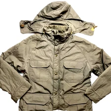VINTAGE Woolrich Jacket Mens M Tan Gray Down Hooded Hunting Coat USA Parka