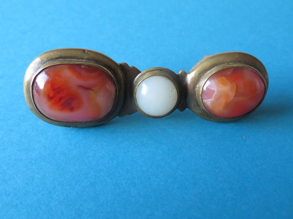 GANCHO DE CINTURÓN CHINO NARANJA ÁGATA, VIDRIO BLANCO Y BRONCE --- QING Foto 2 de 4