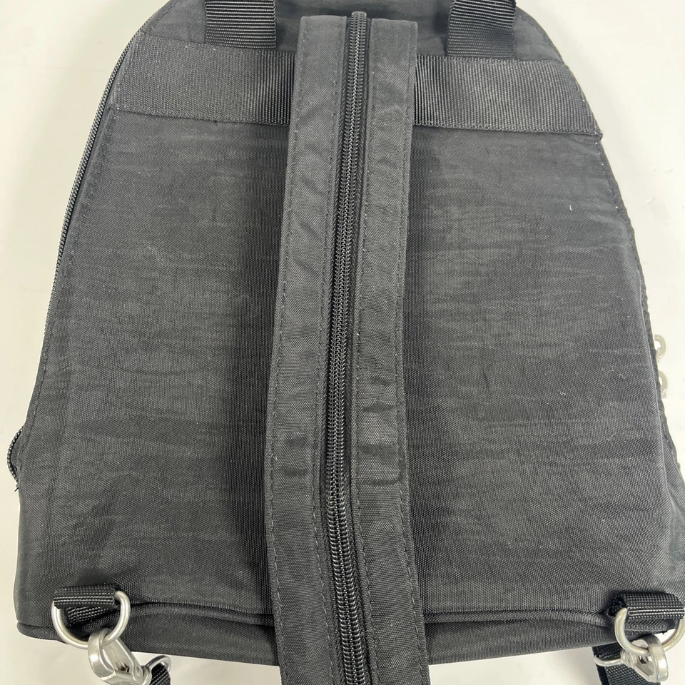 baggallini mochila baggallini back to basics negra Foto 3 de 4