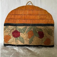 Raffia/Straw Tea Cozy raffia straw cottage Primitive Lined berry 10x8”