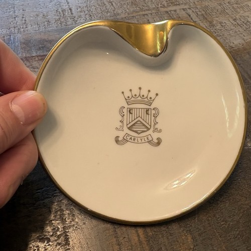 Ashtray Carlyle Hotel New York Vintage 4.25" Ceramic Gold Trim