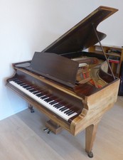 Salonflügel Schiedmayer, Nussbaum (gebleicht)