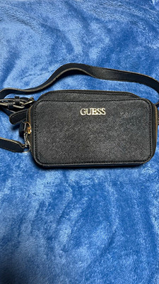 GUESS Small Black Crossbody Bag Zip Closure Gold Logo Detachable Strap