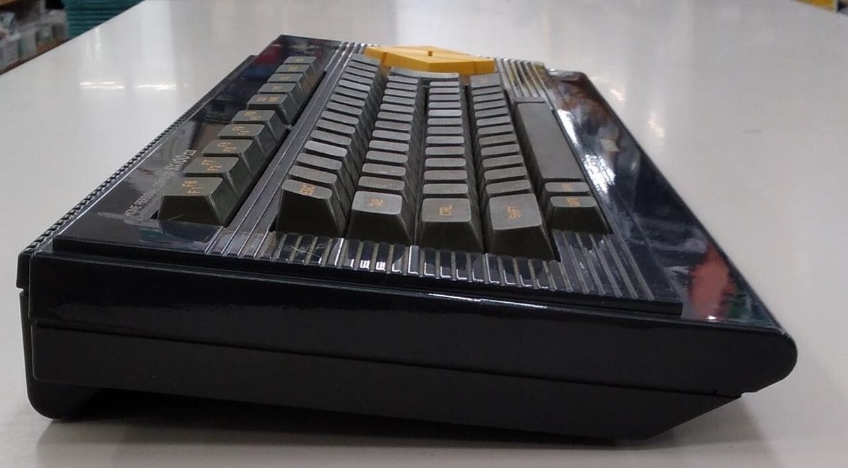 YAMAHA SX-100 ホームパーソナルコンピュータ YAMAHA SX-100 MSX Home Personal Computer Rare No tested Junk