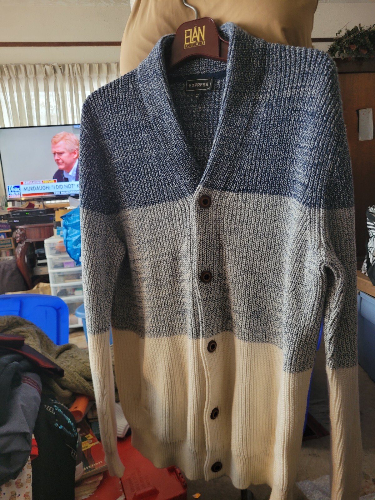 Express sweater jacket large - image 1