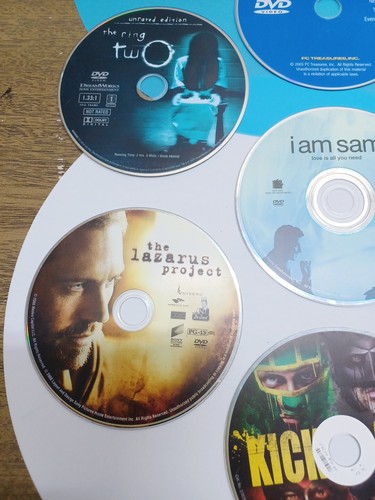 DVD's lot of 19 Disc's - NO CASES - Storage Locker Find - NO RESERVE - Foto 11 di 13