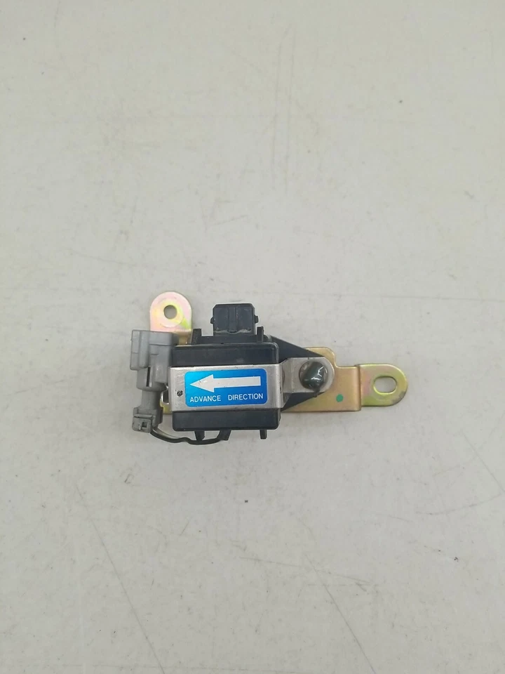 96 97 98 99 00 01 02 Nissan Pathfinder Decelleration/Speed Sensor Module 47930-1 - Image 2 of 4