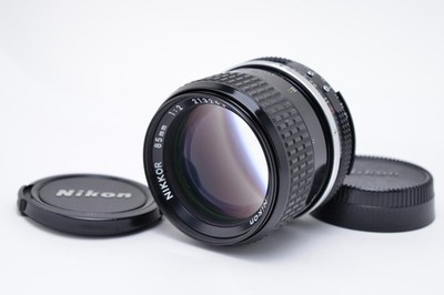 [Exc+5] Nikon Ai Nikkor 85mm f/2 MF Prime Portrait Lens F Mount from JAPAN