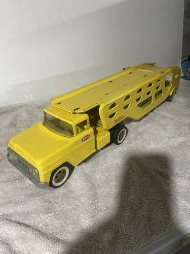 Tonka Vintage 1960’s Yellow Motor Transport
