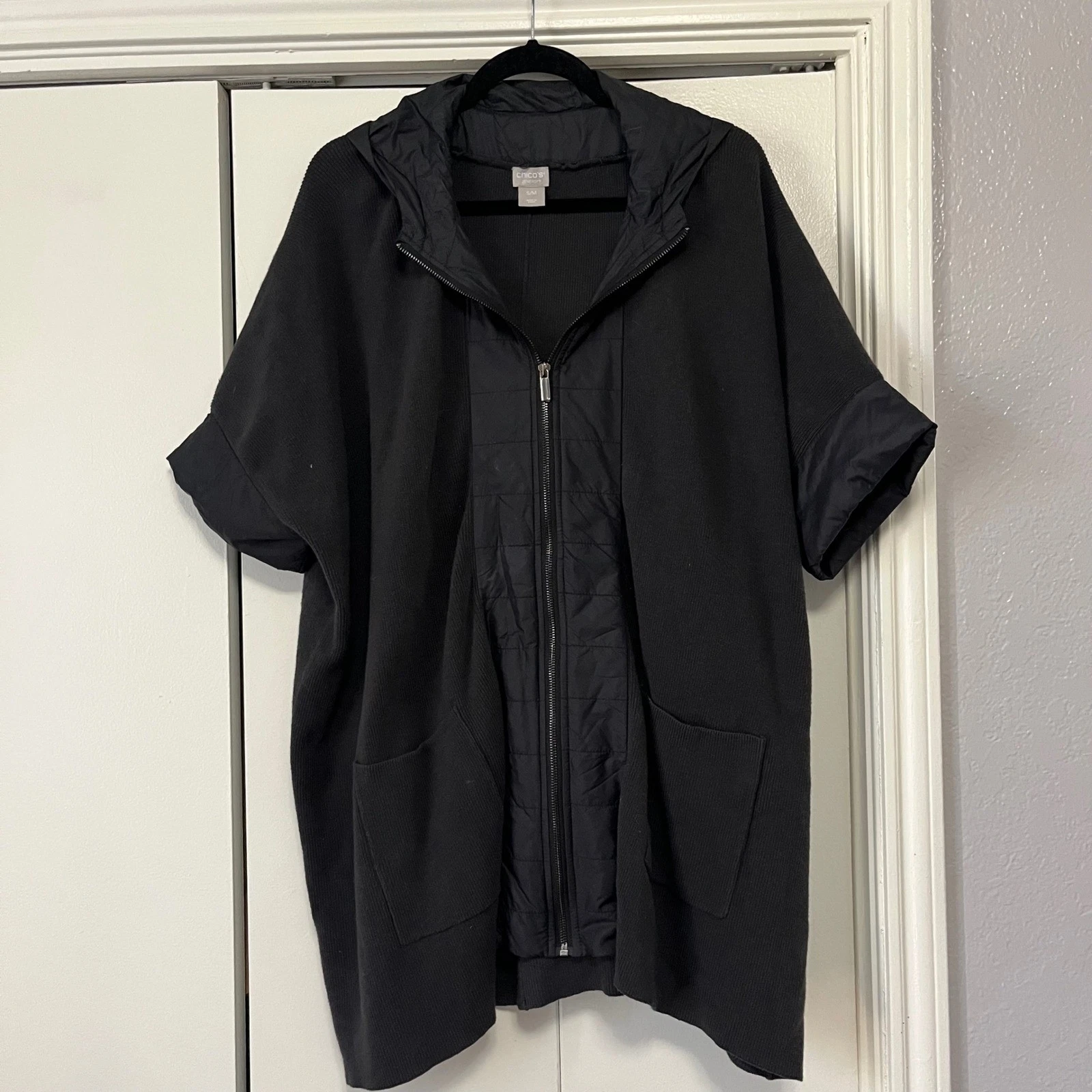 Chicos Zenery Quilted Zip Front Hooded Poncho Black S/M Short Sleeve