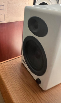 audioengine 5+ Premium Powered 2 Speakers - White