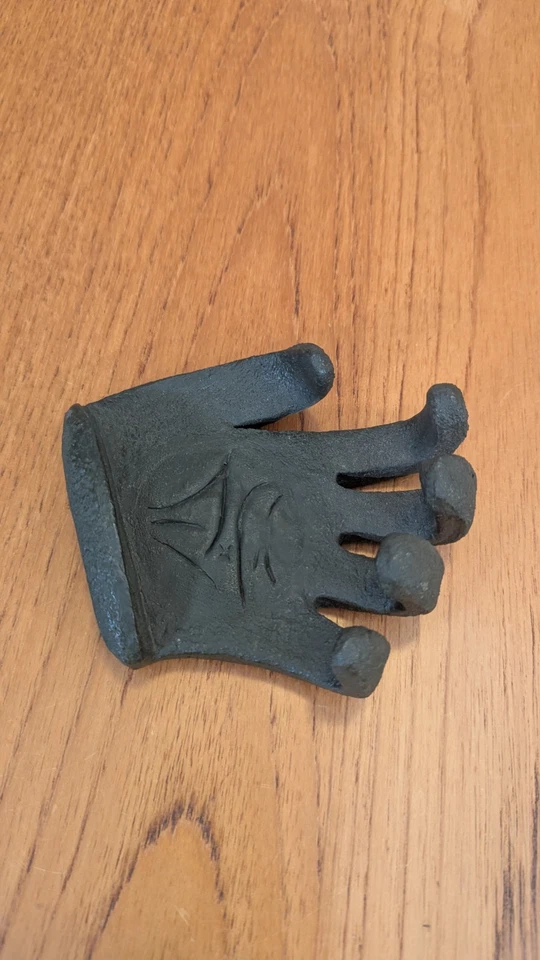 Soporte de anillo de plato de baratija de mano de resina estilo brutalista arte escultura decoración del hogar Foto 2 de 4