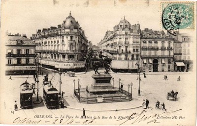 Trois commerces de la place Mozart, à Orléans, s'apprêtent à déménager de quelques mètres - La République du Centre
