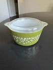 VINTAGE PYREX 473-B GREEN SPRING BLOSSOM WHITE DAISY 1QT CASSEROLE DISH 470-C11