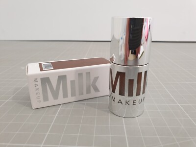 Milk Future Fluid All Over Cream Concealer (27 W)  8.5ml/ 26,95 