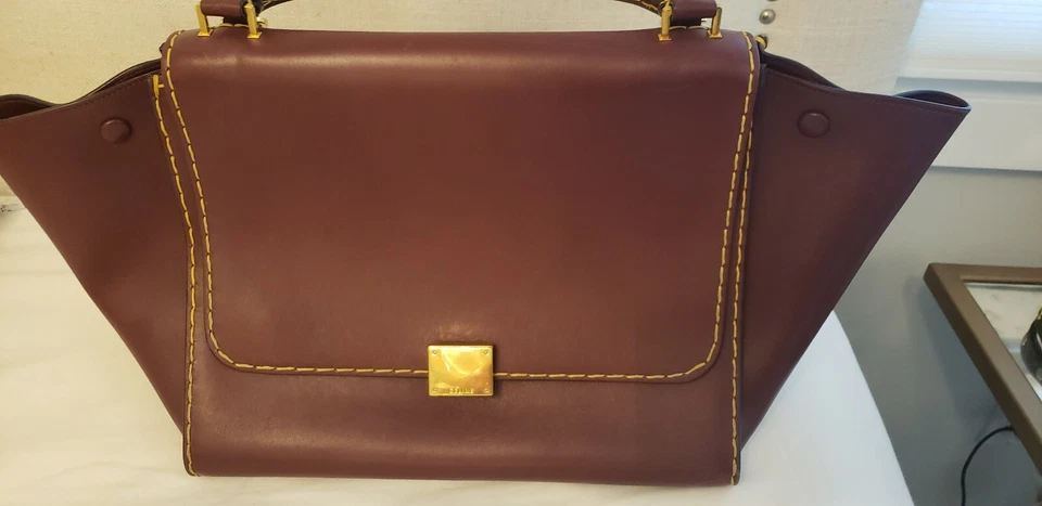 CELINE Trapeze Medium 2way Hand Shoulder Bag Leather Burgandy - Image 2 of 4