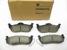 NEW GENUINE REAR Disc Brake Pads OEM For 2005-14 Nissan Titan, Armada 44060ZC025