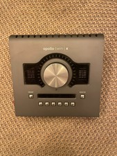 Universal Audio Apollo Twin X - Includes Realtime Analogue Classic Bundle