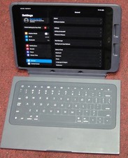 Apple iPad 5th Gen Bundle 2020 Space Gray 32 GB WiFi Good Condition