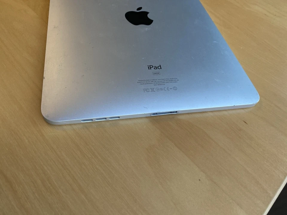 Apple iPad (1st generation) · 64GB · Wi-Fi, Foto 3 von 5