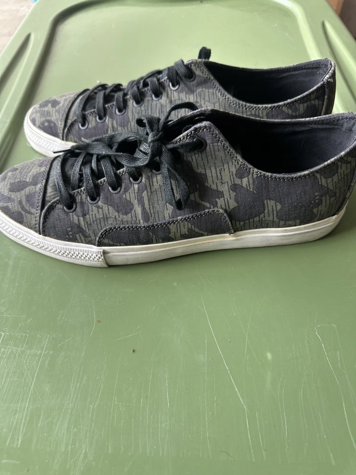 Diamond Supply Co Camo Low Top Sneakers Men’s Size 11 – With Box - Image 3 of 4