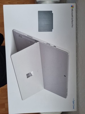 Microsoft Surface Pro 4 + Type Cover + Pen Stylet Stift und Filzhülle
