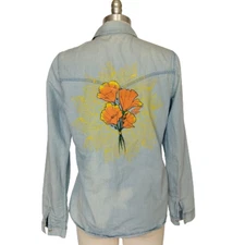 California Poppy Chambray Denim Shirt Size M Retro Art to Wear Forever 21 Snap