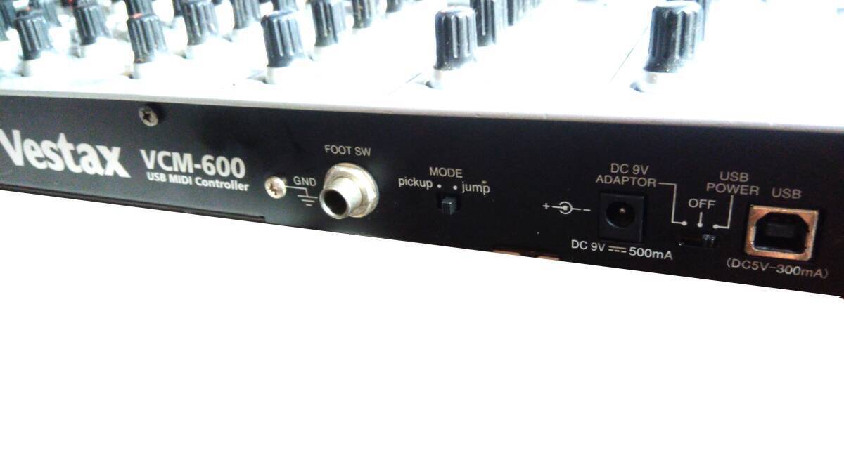 Vestax VCM-600 Silver USB MIDI Controller Mixer DJ Live Vestax VCM-600 Silver USB MIDI Controller Mixer DJ Live