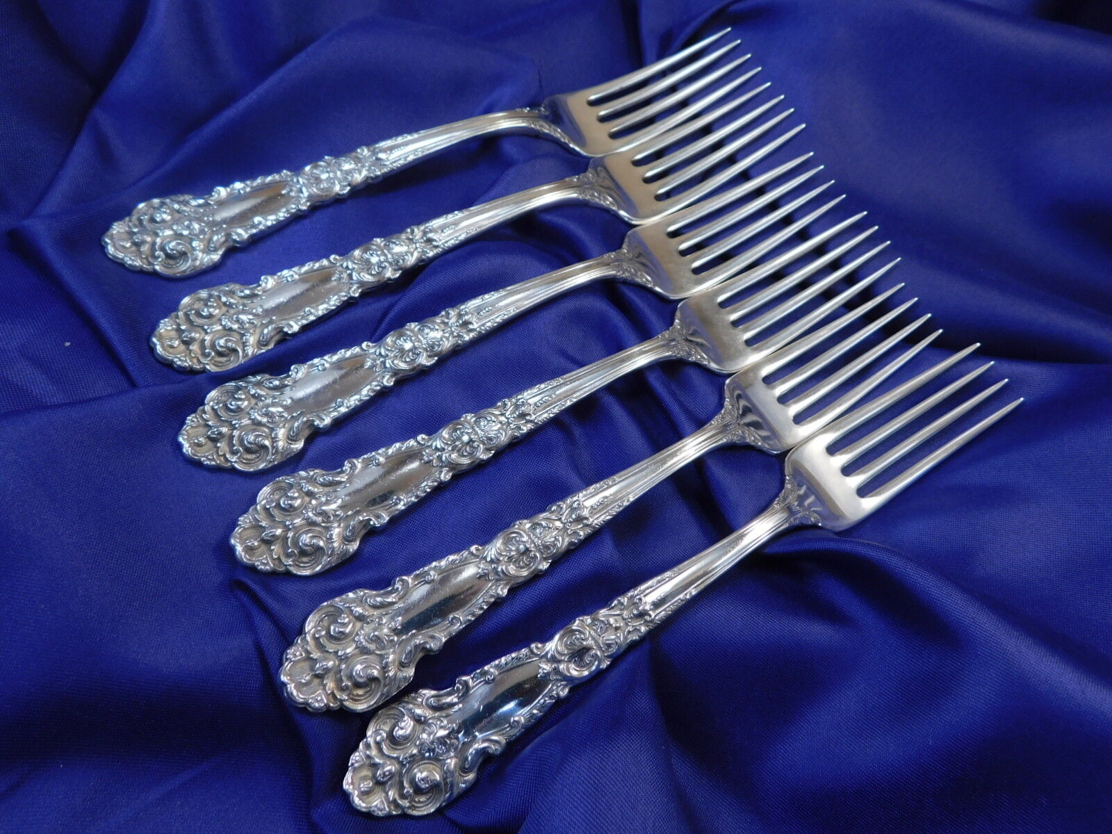 REED & BARTON FRENCH RENAISSANCE STERLING SILVER DINNER FORK - EXC COND S
