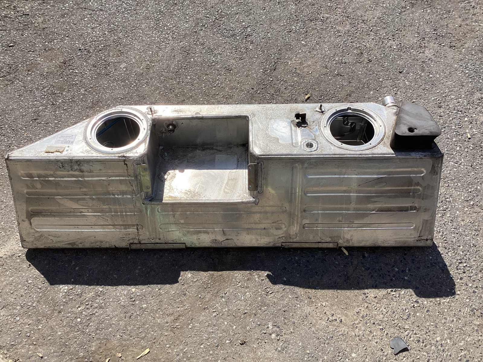 McLaren 650S 2016 Fuel Gas Tank Reservoir 15 - 17 :Y