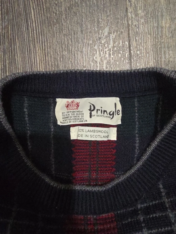 Vintage Pringle of Scotland Plaid Sweater Men's Size Large 100% Wool - Image 3 of 4