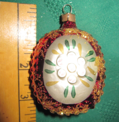 VTG RARE 1920 POLAND EMBOSSED FLOWERS MICA MERCURY GLASS XMAS ORNAMENT 6" AROUND - Picture 1 of 9