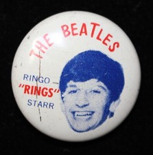 Vintage 1964 PINBACK- The BEATLES - RINGO “RINGS” STARR -GREEN DUCK Co. -SELTAER
